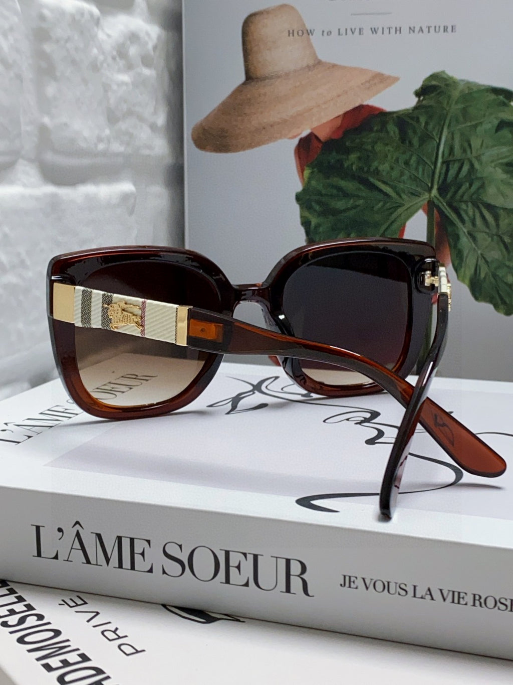 Burberry Oversized Black Lens Sunglasses for Men & Women - 487465 - detail image 2