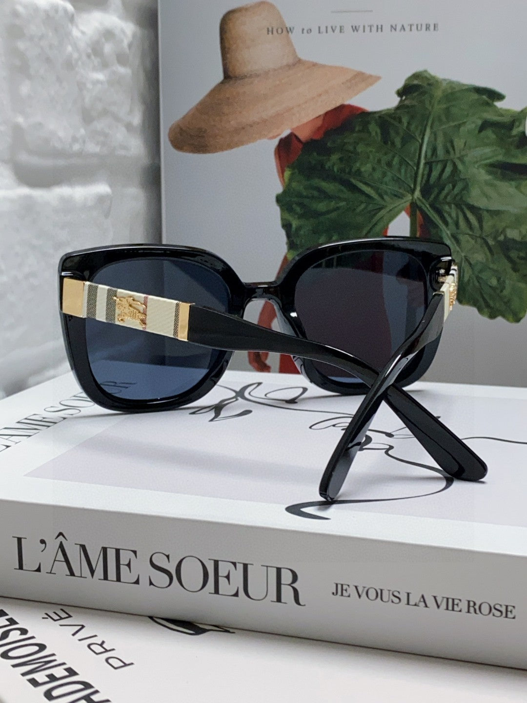 Burberry Oversized Black Lens Sunglasses for Men & Women - detail image 2