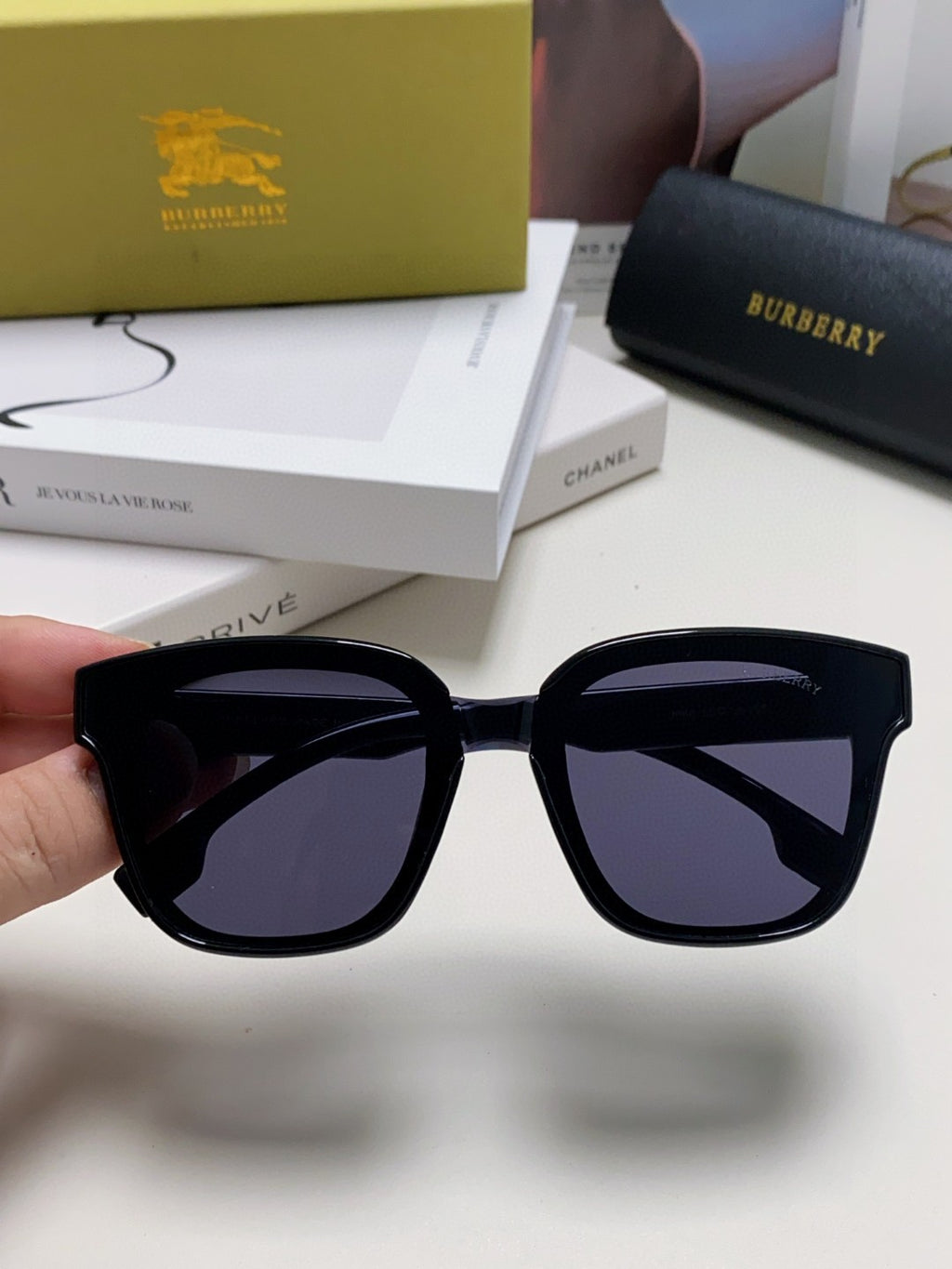 Burberry BE5446 Fashion Blue Lens Sunglasses for Men & Women - 358599 - detail image 2
