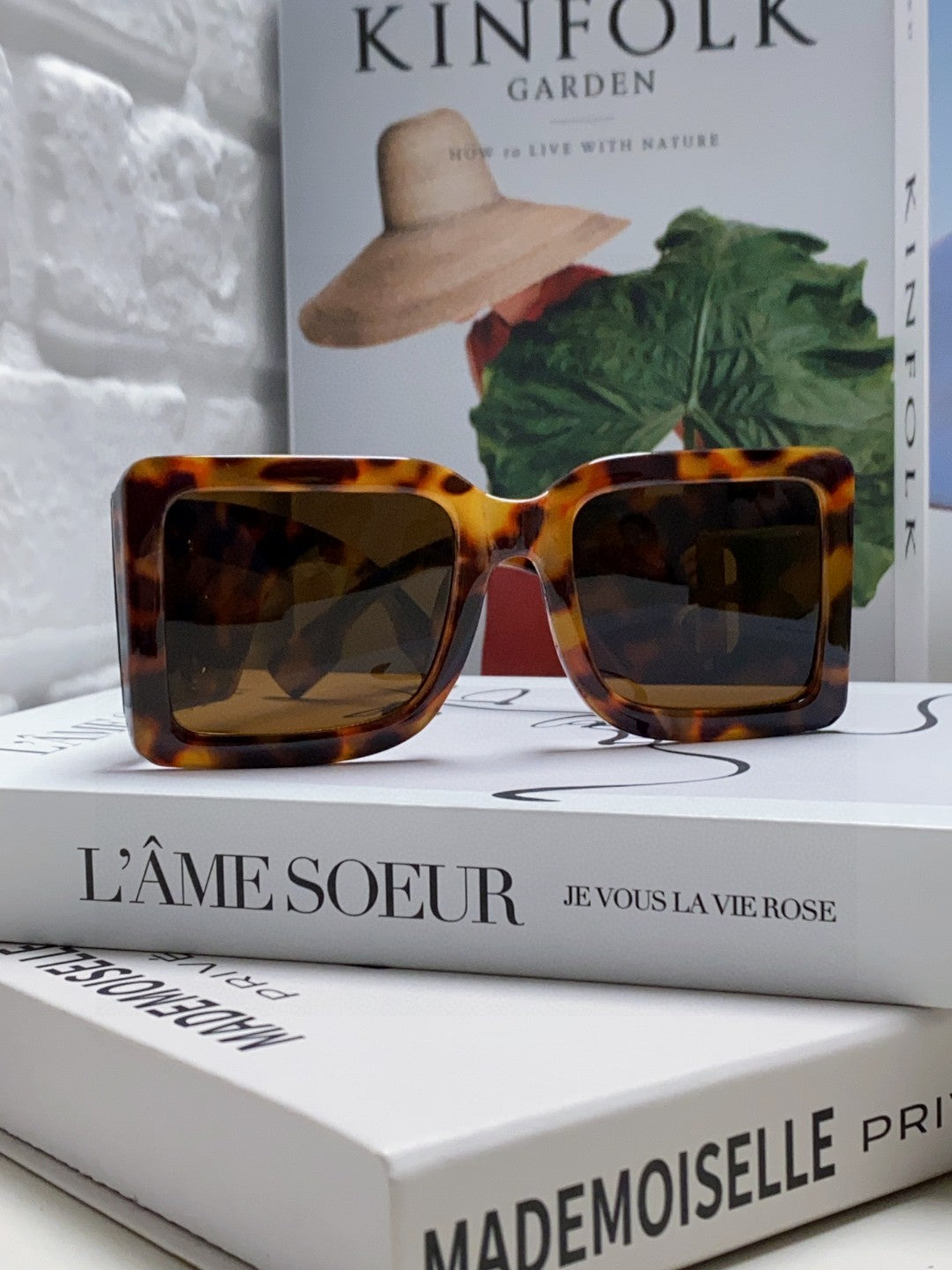 Burberry Oversized Brown Lens Sunglasses for Men & Women - 432437 - detail image 3