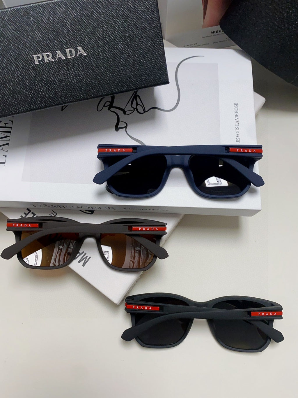 Prada Fashion Black Lens Sunglasses for Men & Women - 415713 - detail image 8