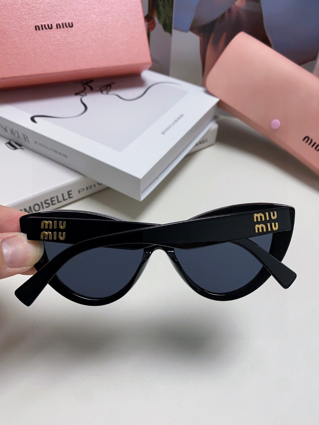Miu Miu Cat-Eye Gray Lens Sunglasses for Men & Women - 432708 - detail image 6
