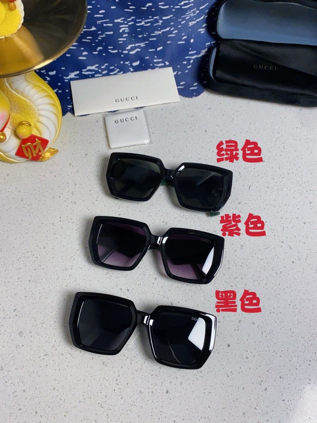 Gucci Oversized Black Lens Sunglasses for Men & Women - 398374 - detail image 12