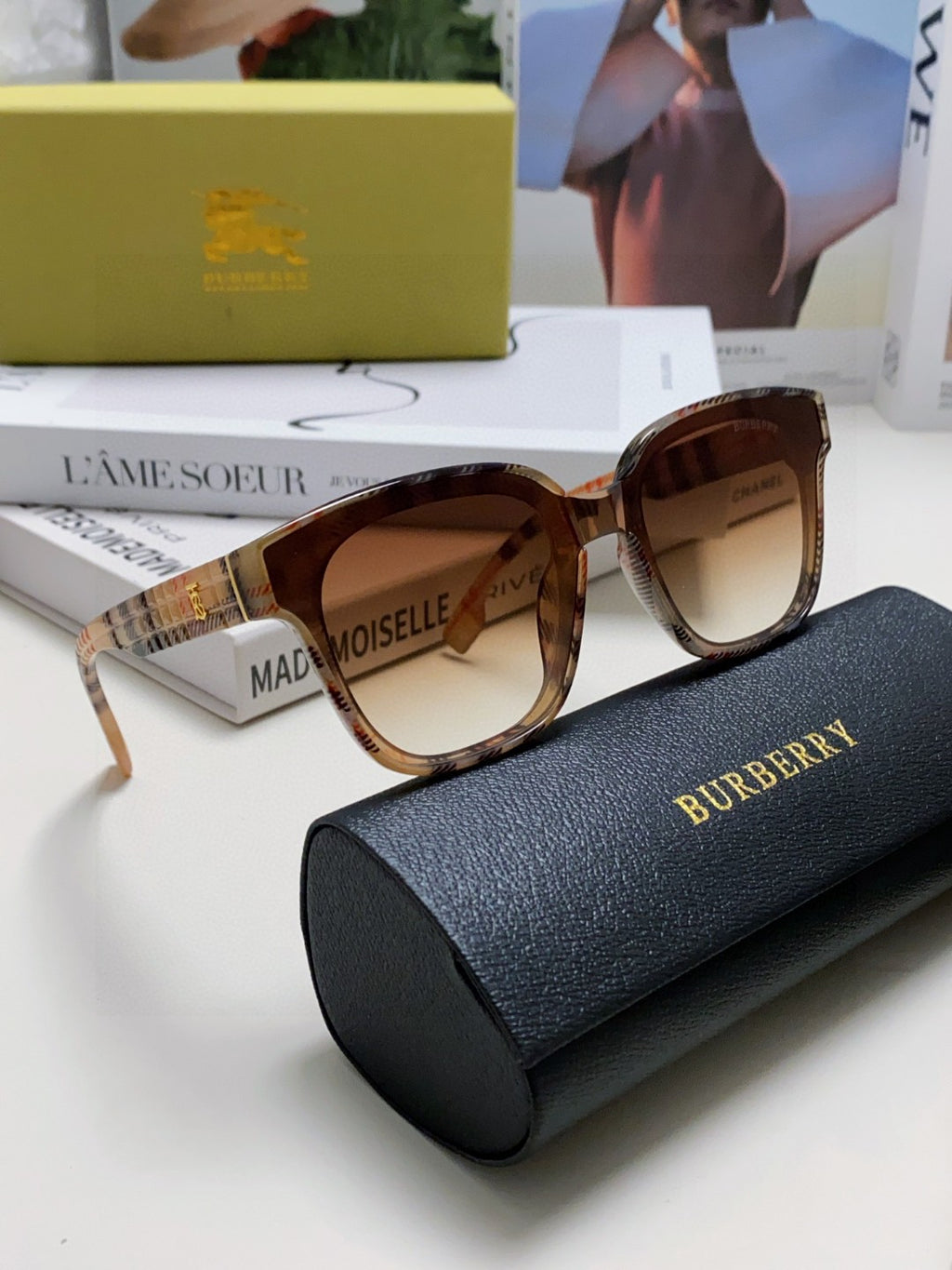 Burberry BE5446 Fashion Brown Lens Sunglasses for Men & Women - 399093 - detail image 7
