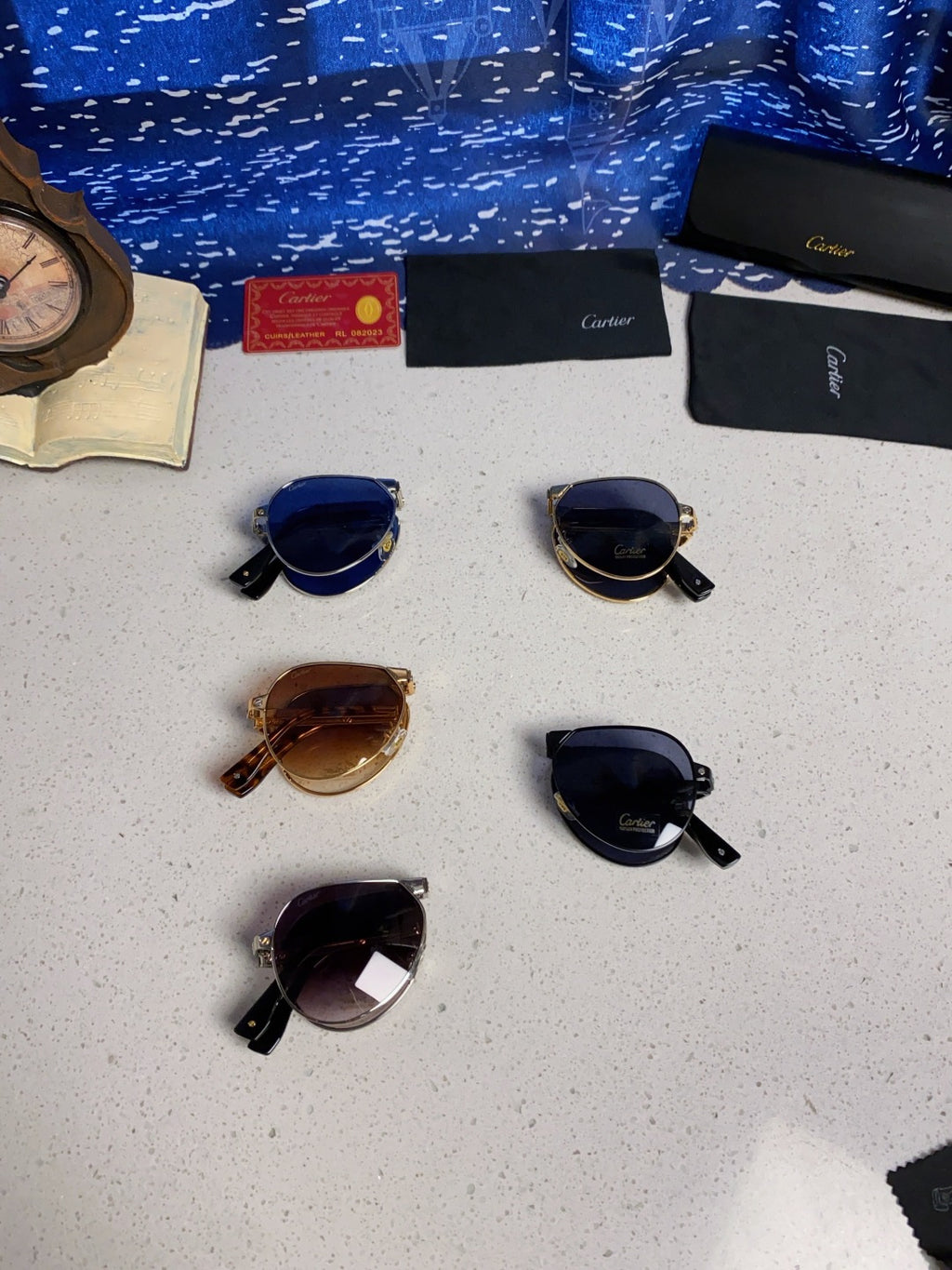 Cartier Folding Fashion Gray Lens Sunglasses for Men & Women - detail image 11