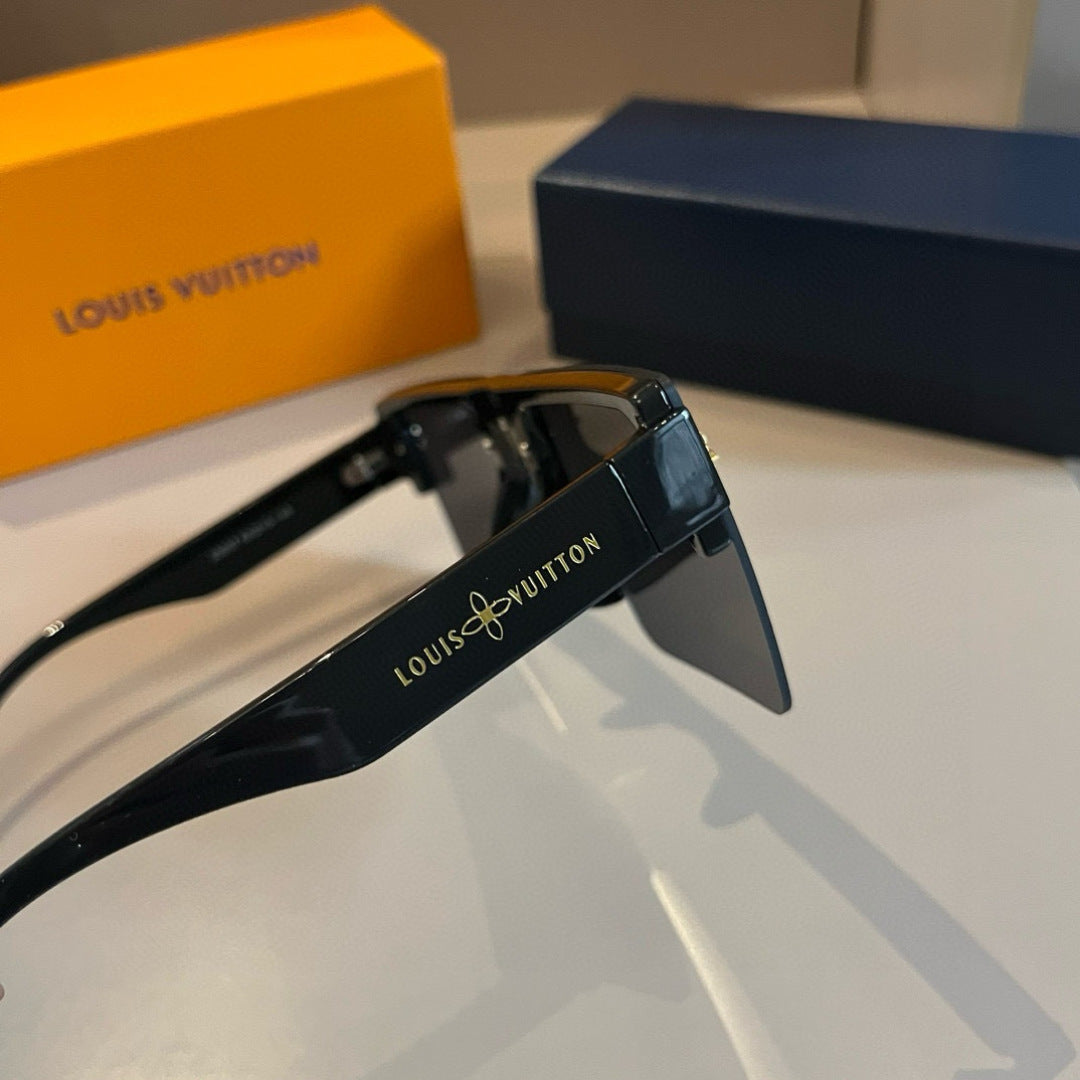 Louis Vuitton Fashion Black Lens Sunglasses for Men - 431136 - detail image 2