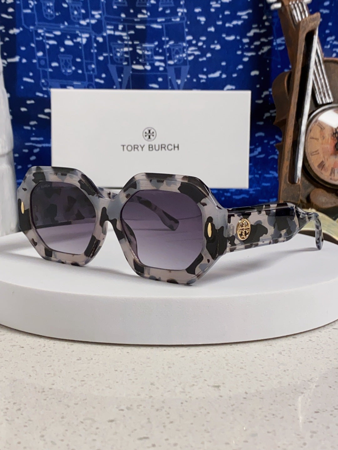 Burberry Fashion Gray Lens Sunglasses for Men & Women - 399126