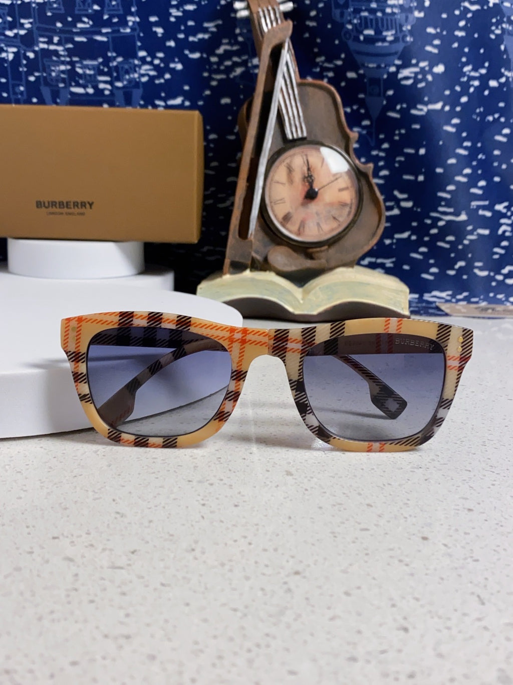 Burberry Folding Fashion Brown Lens Sunglasses for Men & Women - 432409 - detail image 9