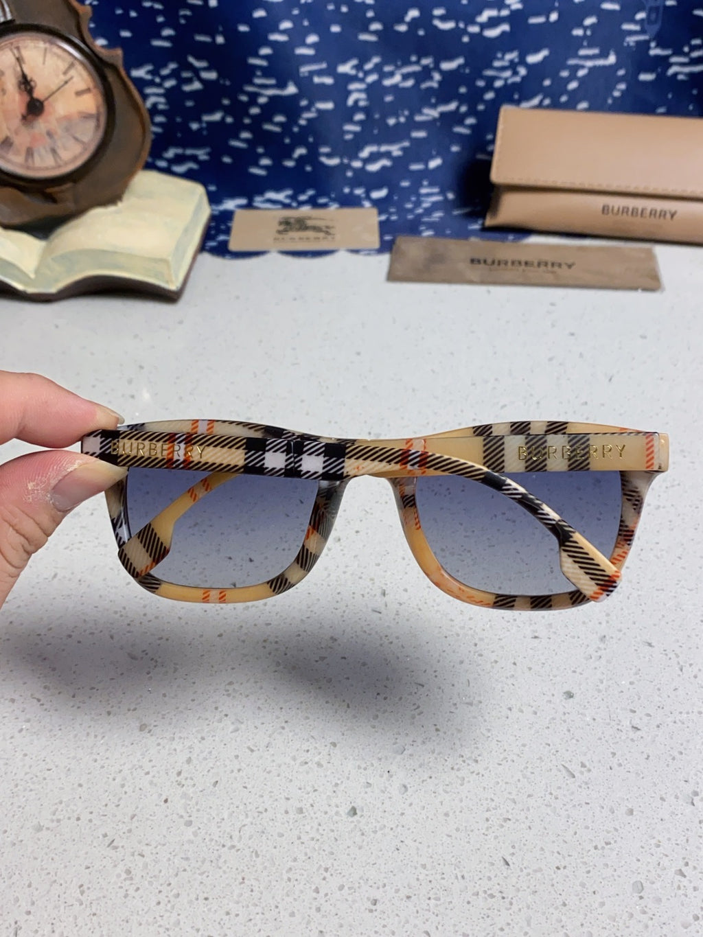 Burberry Folding Fashion Brown Lens Sunglasses for Men & Women - 432409 - detail image 5
