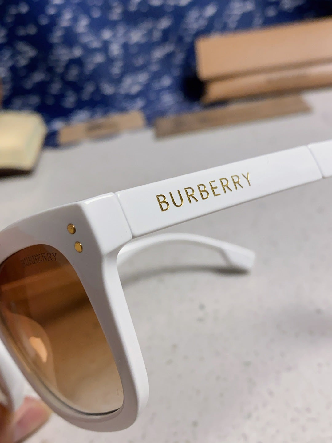 Burberry Folding Fashion Brown Lens Sunglasses for Men & Women - 998320 - detail image 7