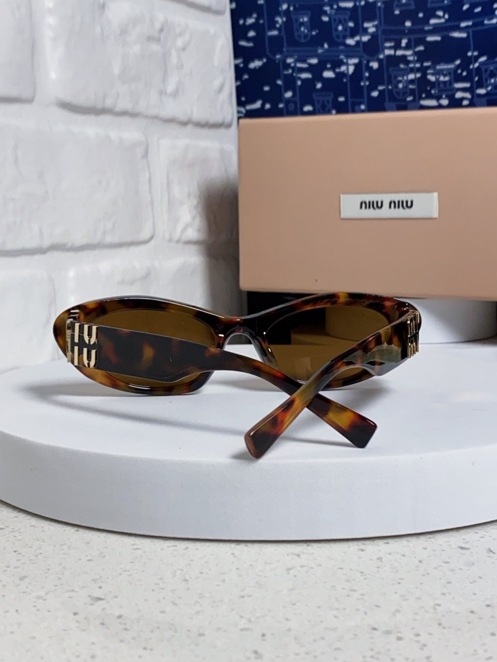 Miu Miu Cat-Eye Brown Lens Sunglasses for Men & Women - 358704 - detail image 3