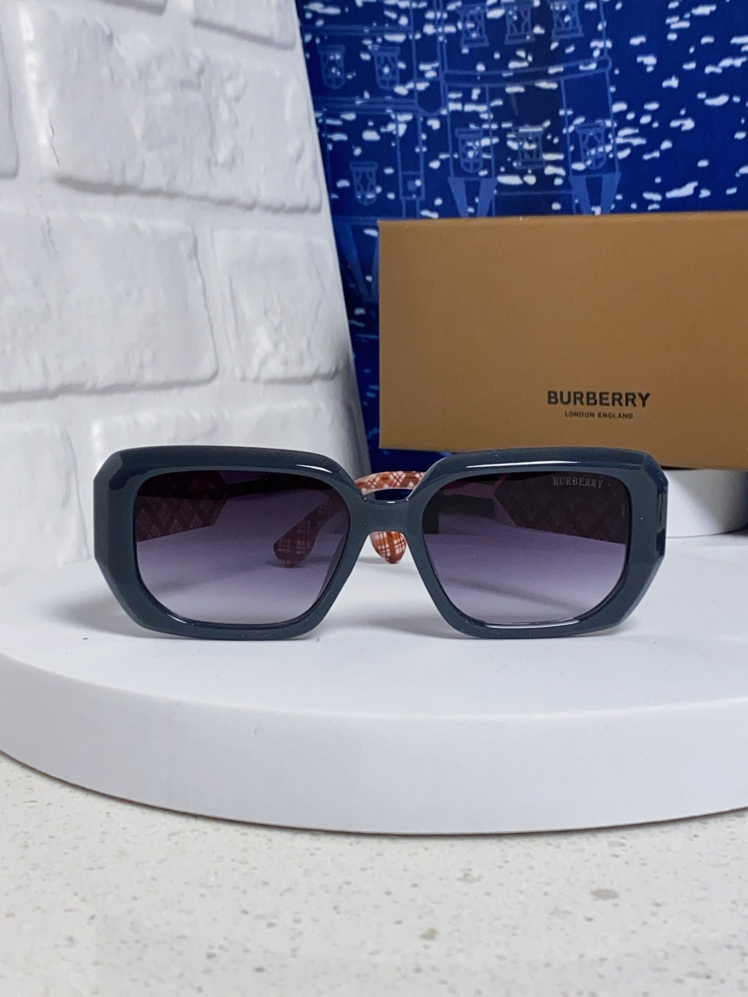 Burberry Rectangular Blue Lens Sunglasses for Men & Women - 416077 - detail image 2