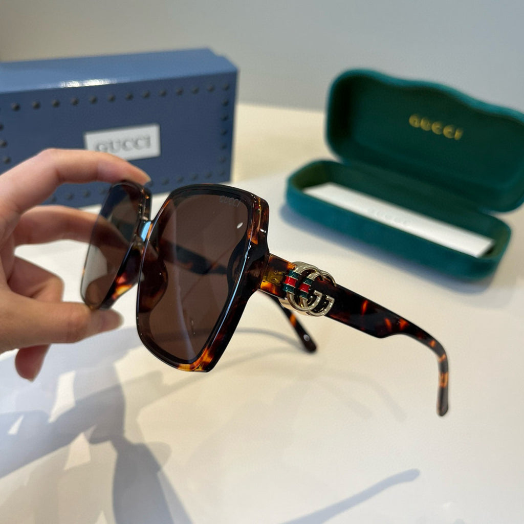 Gucci Fashion Black Lens Sunglasses for Men & Women - 398314 - detail image 4