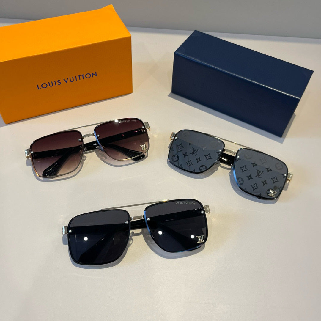Louis Vuitton Metal Aviator Black Lens Sunglasses for Men & Women - 933799 - detail image 10