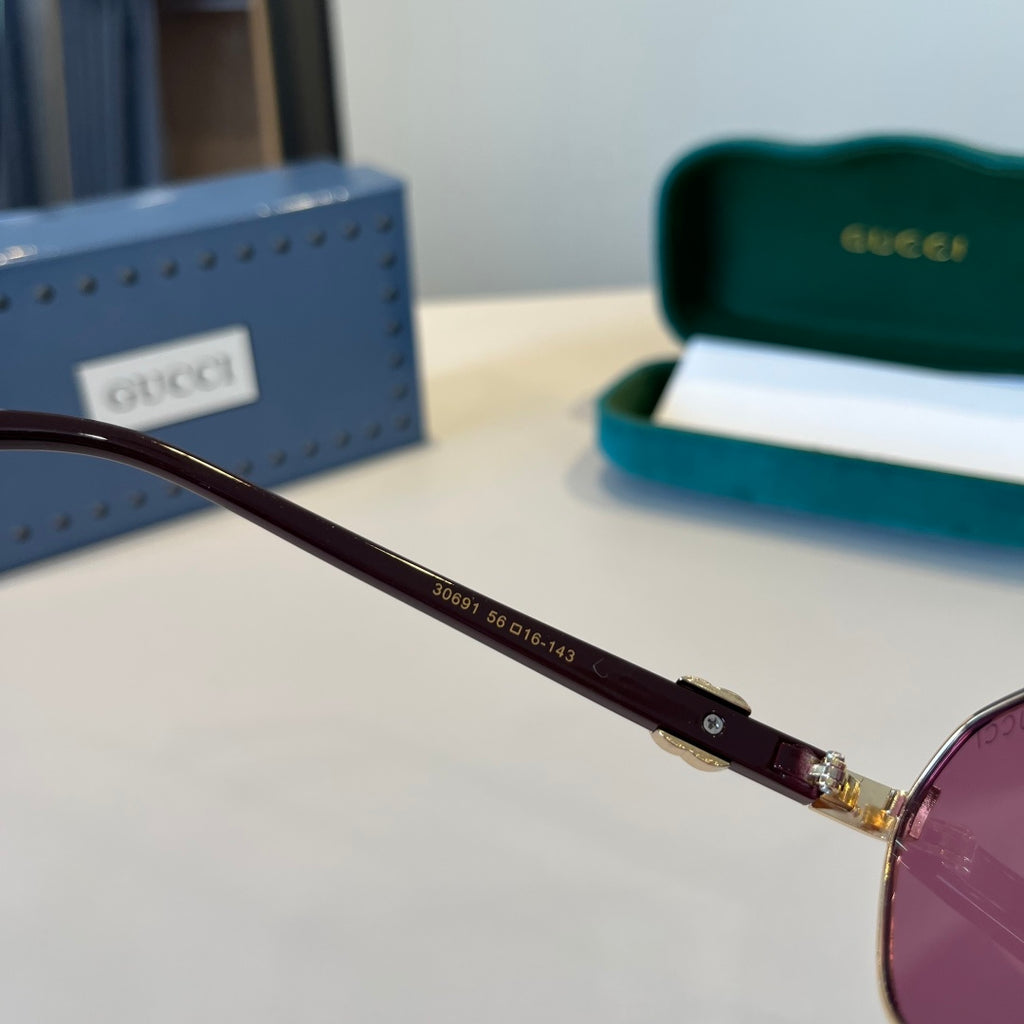 Gucci Polarized Fashion Blue Lens Sunglasses for Men - 381960 - detail image 6