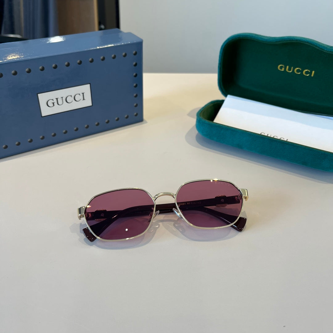 Gucci Polarized Fashion Blue Lens Sunglasses for Men - 381960 - detail image 10
