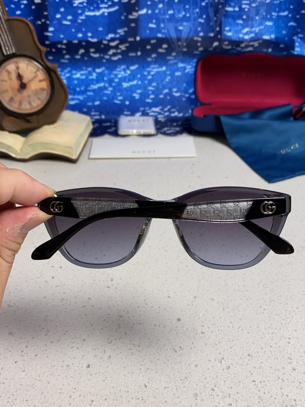 Gucci Cat-Eye Gray Lens Sunglasses for Men & Women - 357954 - detail image 5