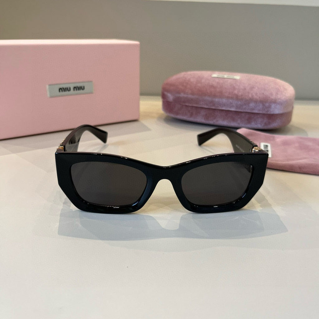 Miu Miu Fashion Black Lens Sunglasses for Men & Women - 487644 - detail image 2
