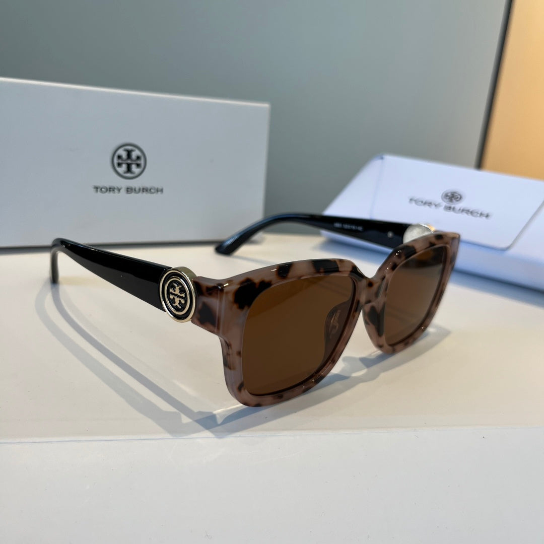 Burberry Fashion Black Lens Sunglasses for Men & Women - 935120