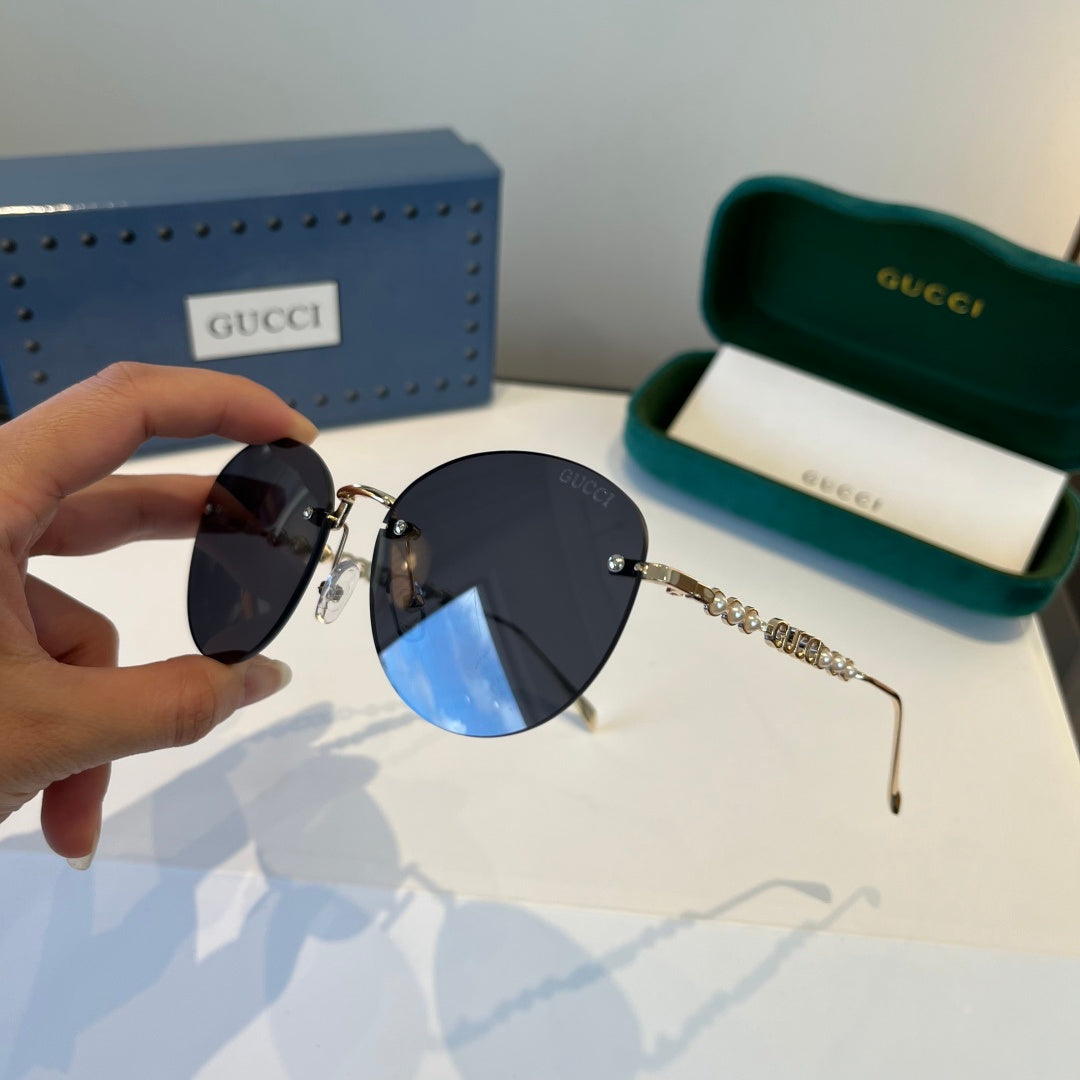 Gucci Oversized Silver Lens Sunglasses for Women - 398296 - detail image 4
