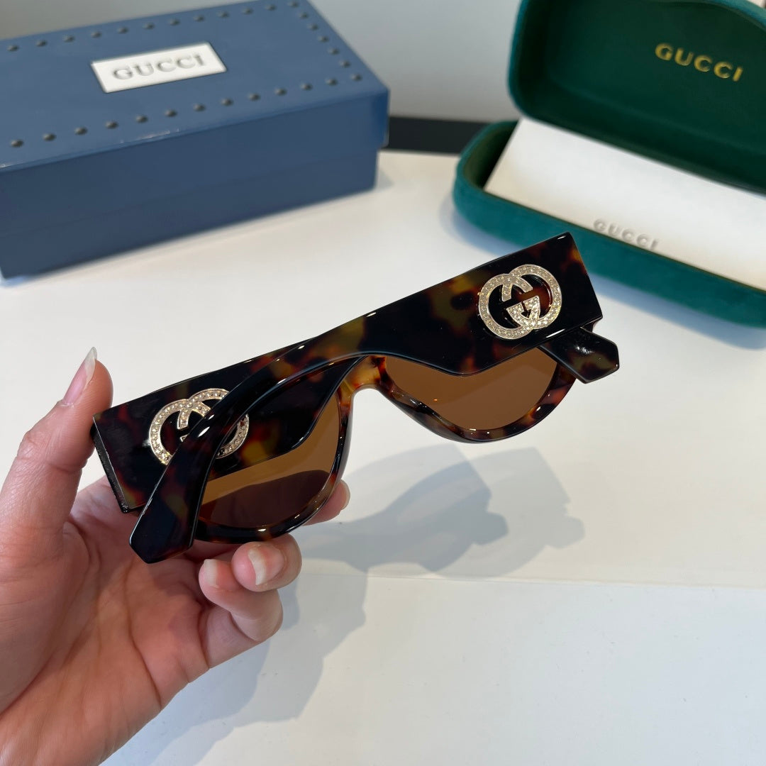 Gucci Cat-Eye Black Lens Sunglasses for Men & Women - 381964 - detail image 6