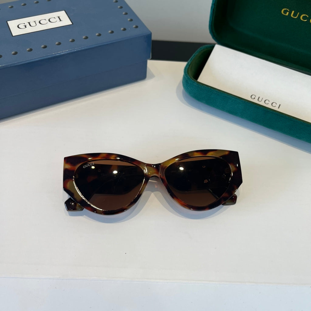 Gucci Cat-Eye Black Lens Sunglasses for Men & Women - 381964 - detail image 9