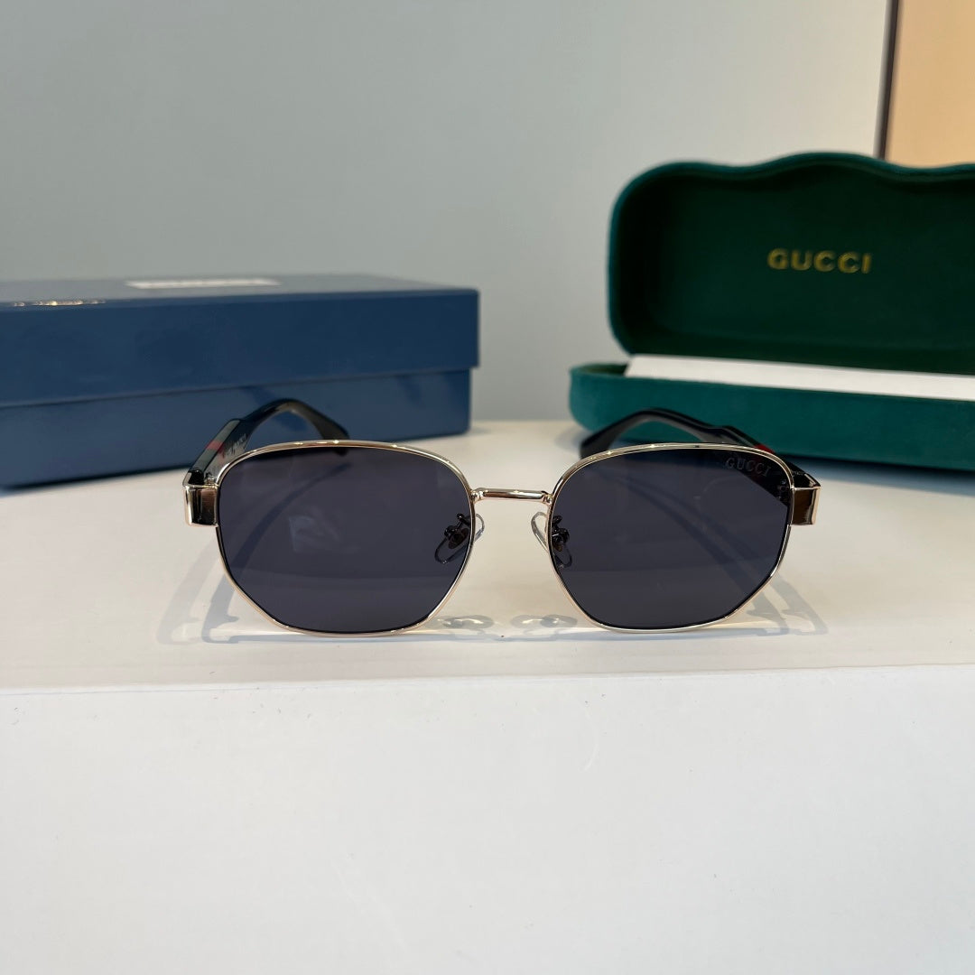 Gucci Oversized Silver Lens Sunglasses for Women - 398306 - detail image 2