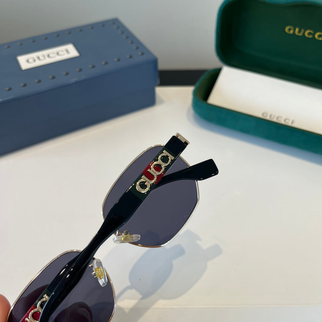 Gucci Oversized Silver Lens Sunglasses for Women - 398306 - detail image 6