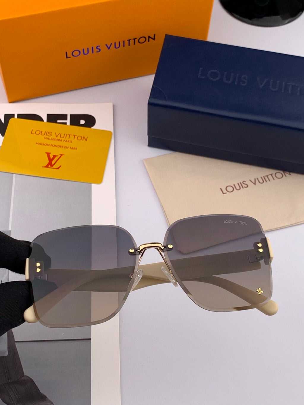 Louis Vuitton L1550 Square Black Lens Sunglasses for Men & Women - 933819
