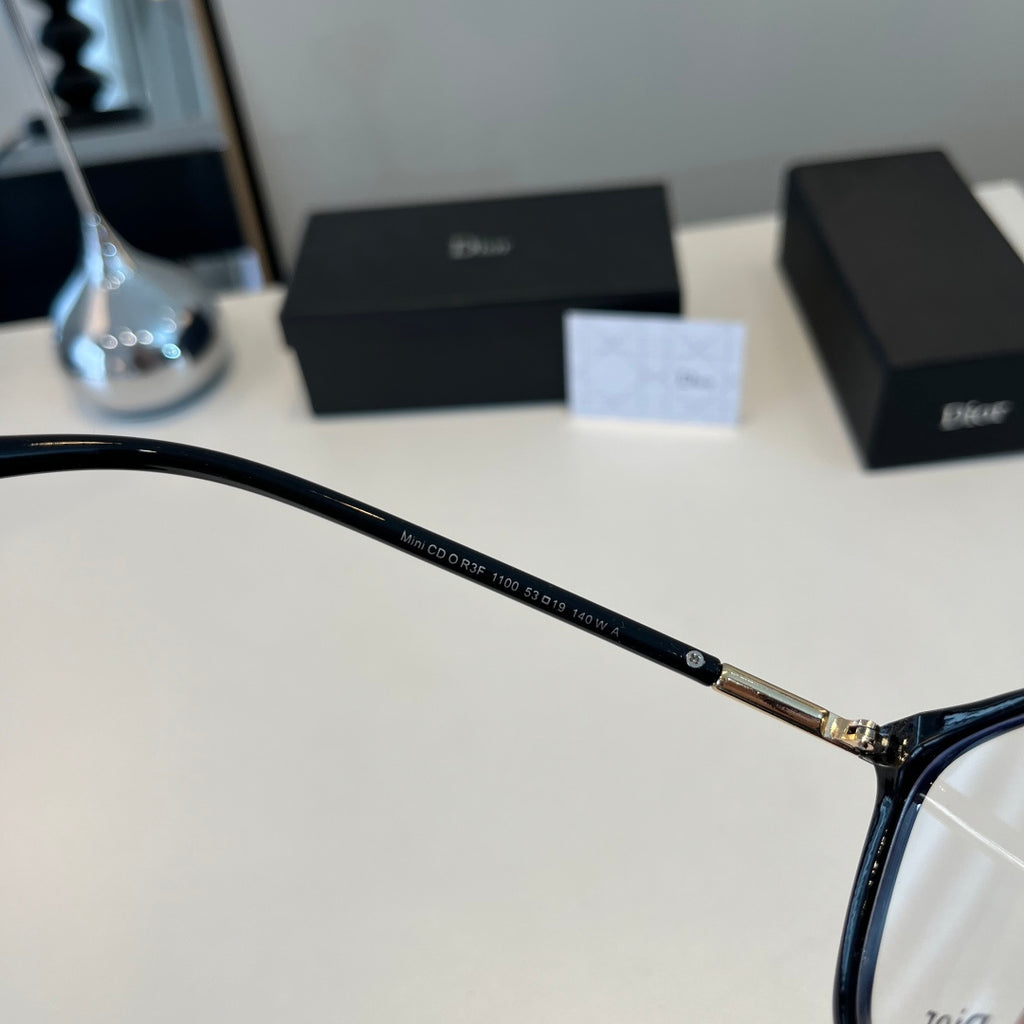 Dior Fashion Silver Lens Sunglasses for Men & Women - 486812 - detail image 9