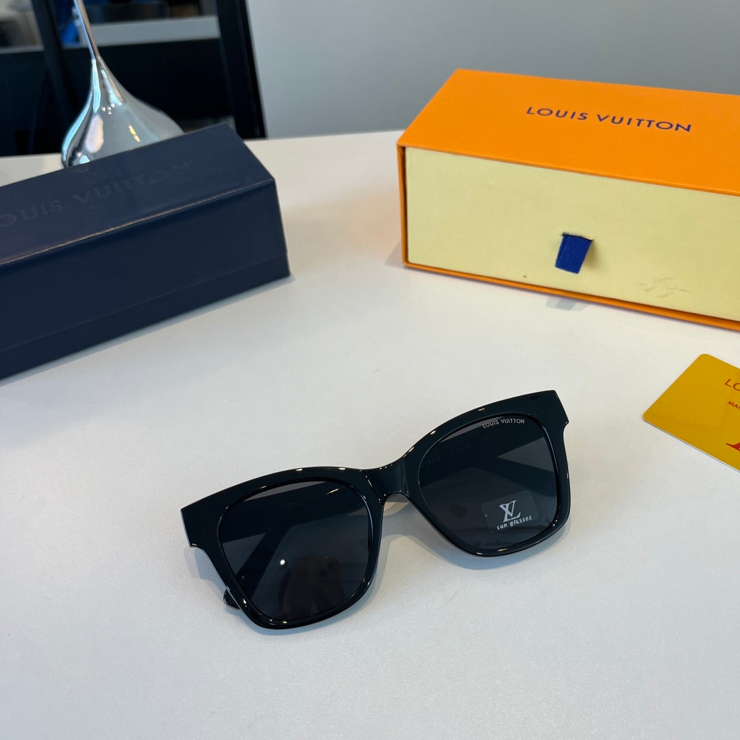 Louis Vuitton Metal Fashion Black Lens Sunglasses for Men & Women - 158134 - detail image 4