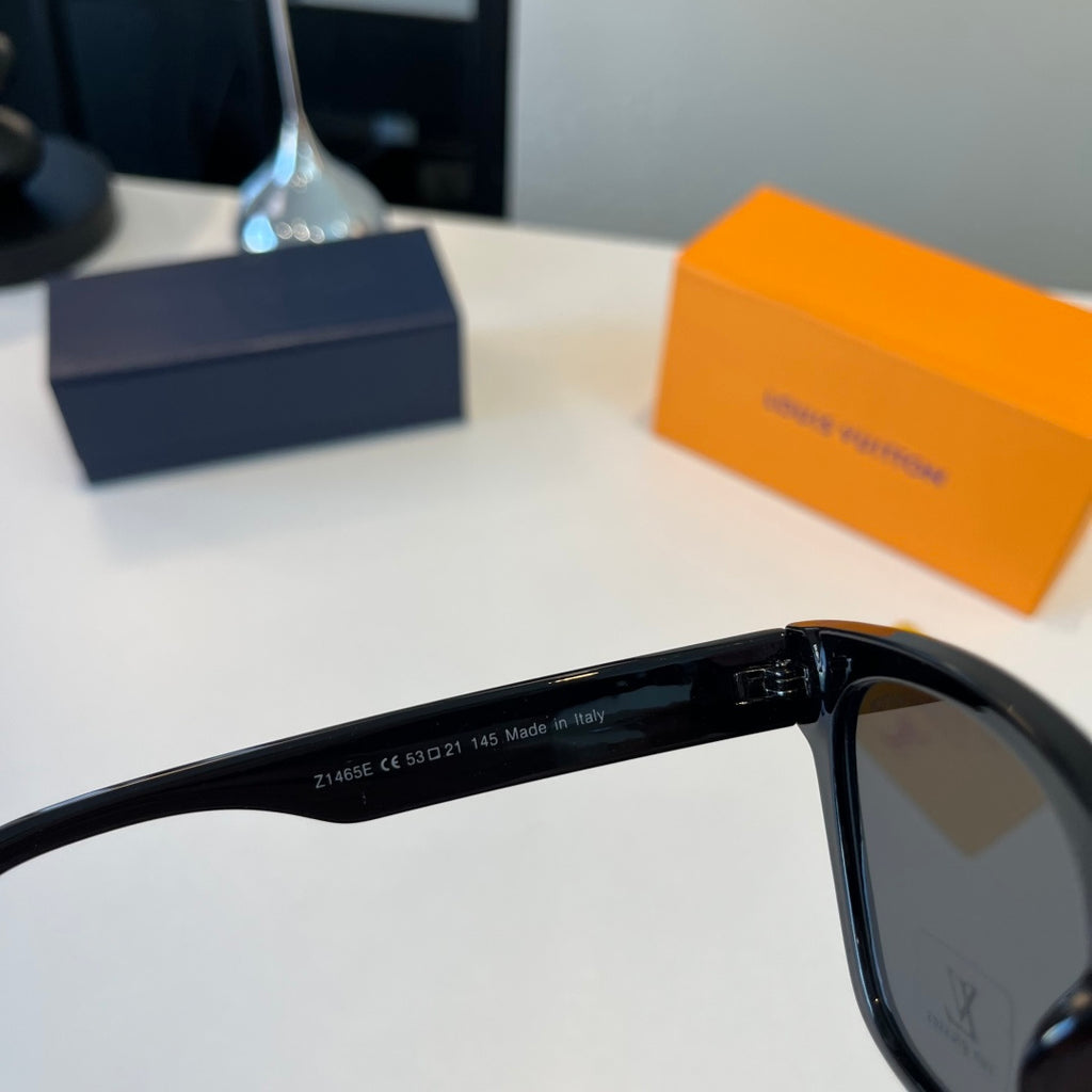 Louis Vuitton Metal Fashion Black Lens Sunglasses for Men & Women - 158134 - detail image 8