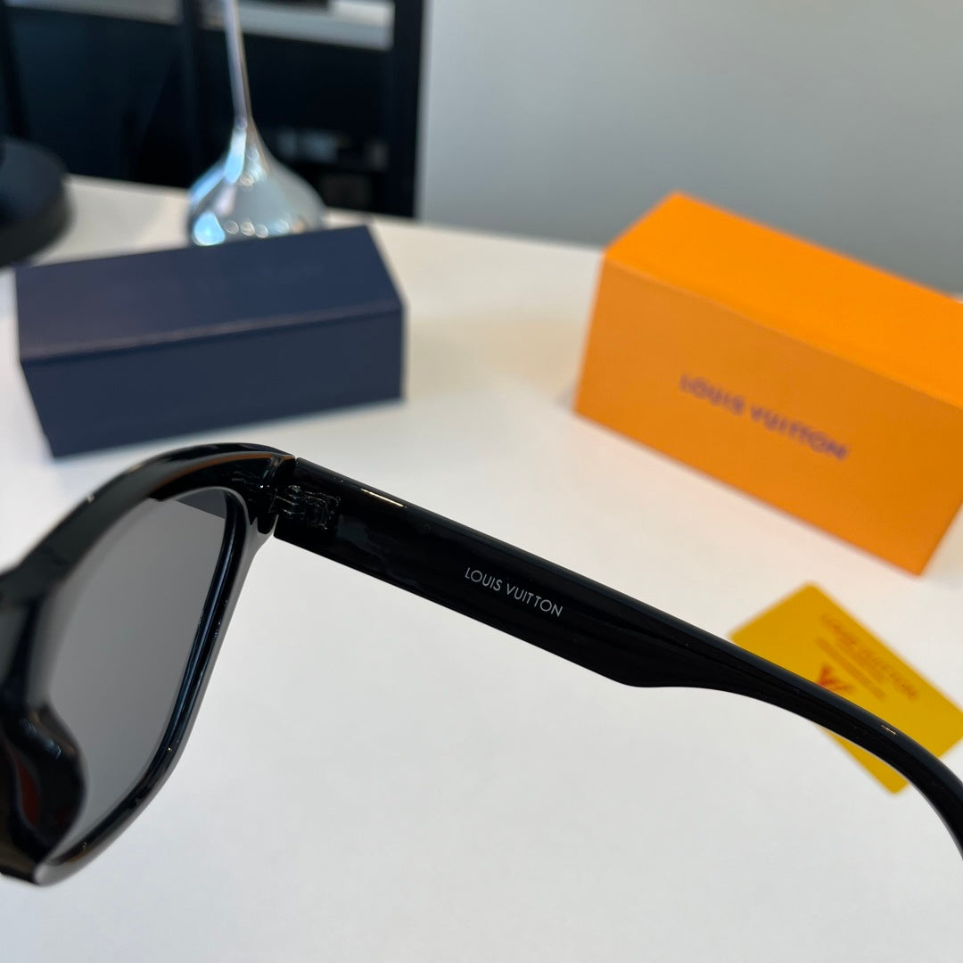 Louis Vuitton Metal Fashion Black Lens Sunglasses for Men & Women - 158134 - detail image 9