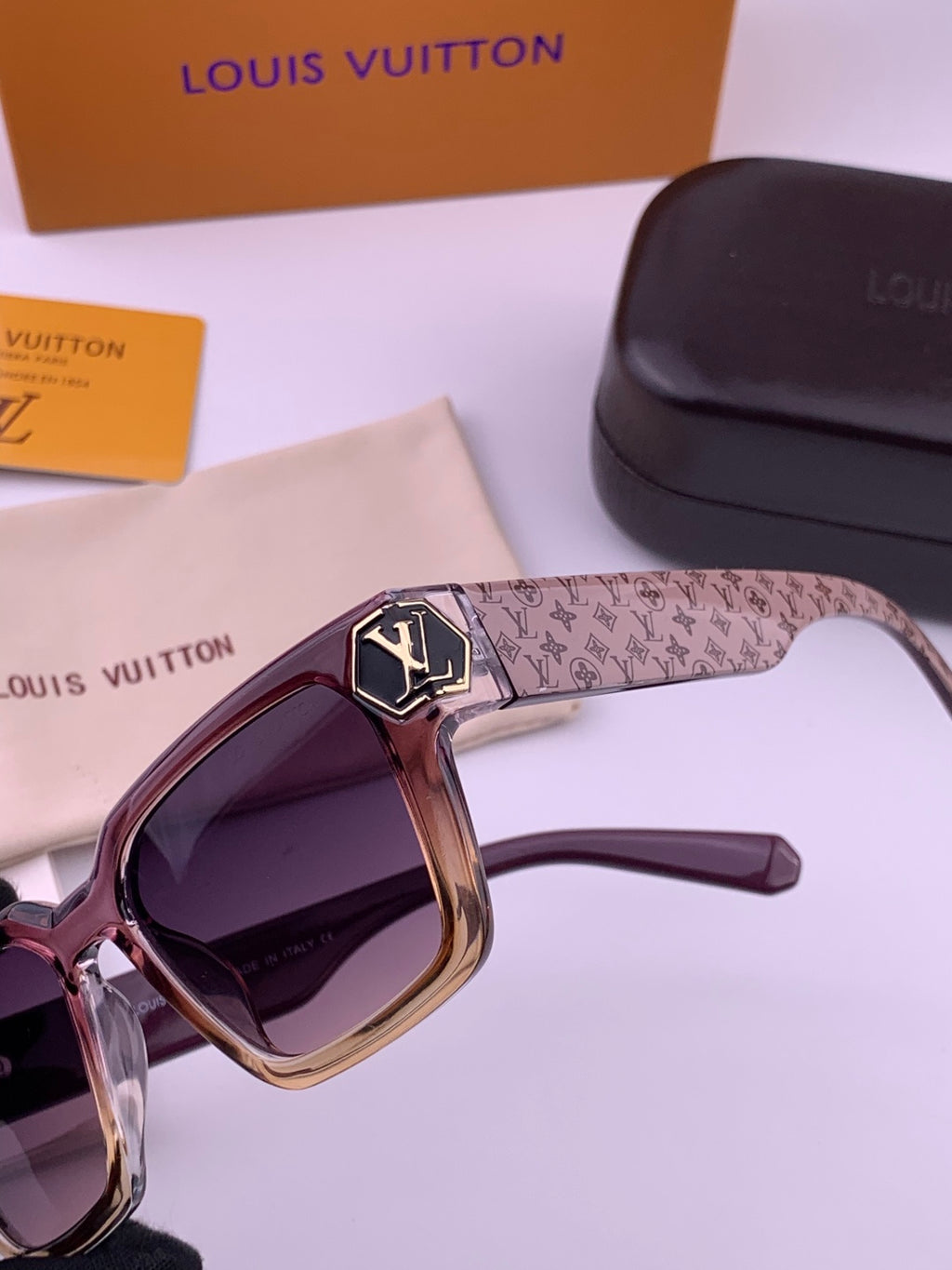 Louis Vuitton Fashion Gold Lens Sunglasses for Men & Women - 997365 - detail image 5