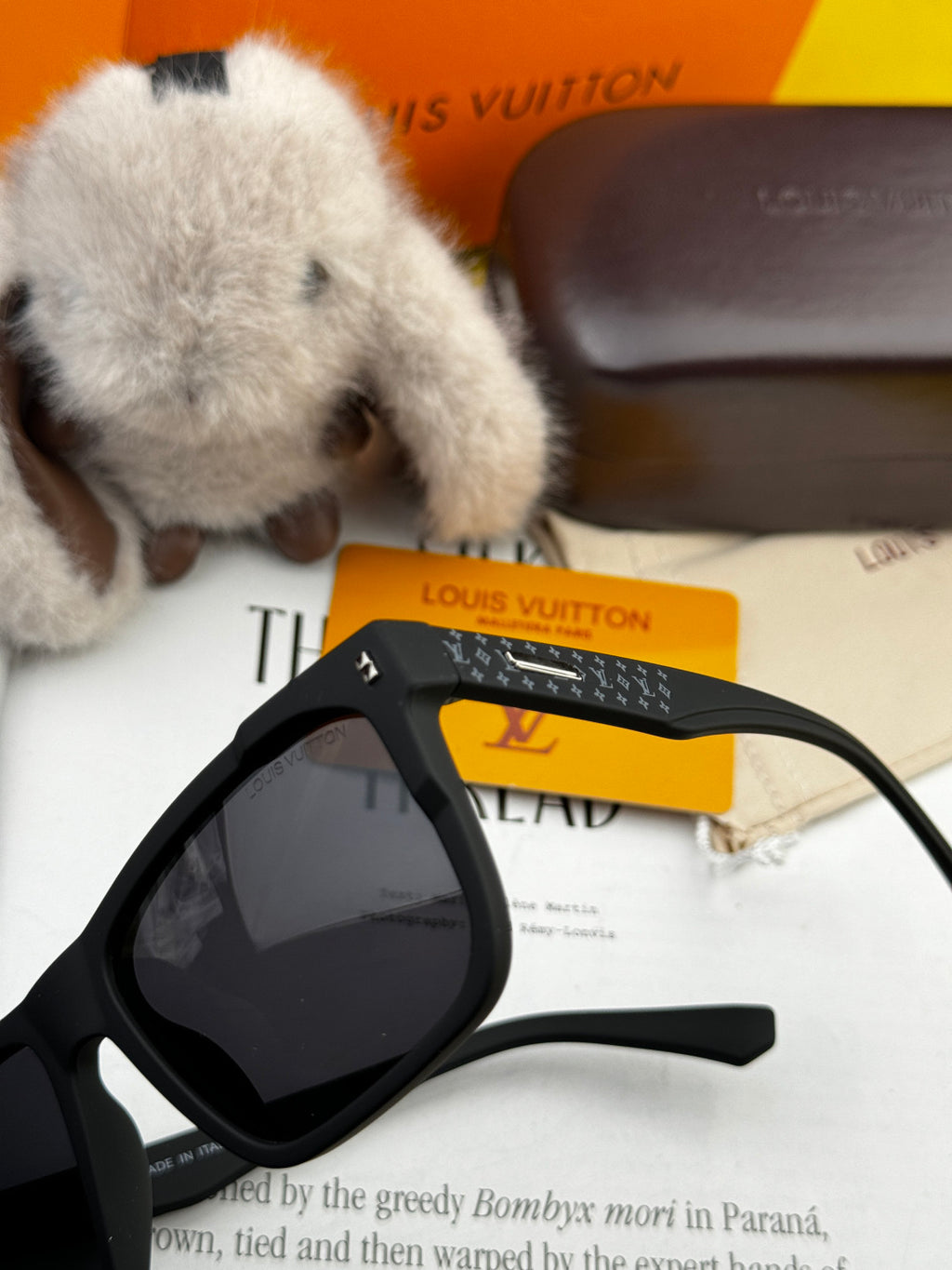 Louis Vuitton L8510 Square Gold Lens Sunglasses for Men & Women - 997360 - detail image 3