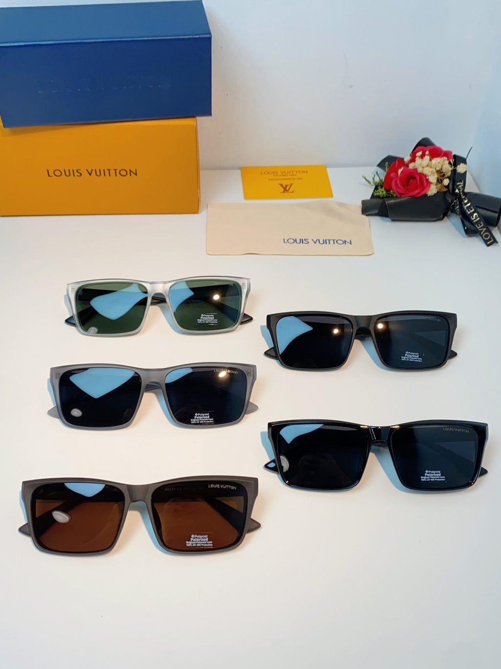 Louis Vuitton Square Black Lens Sunglasses for Men - 132178 - detail image 12