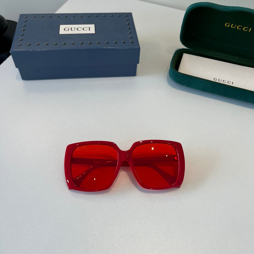 Gucci Oversized Red Lens Sunglasses for Men & Women - 371506 - detail image 4