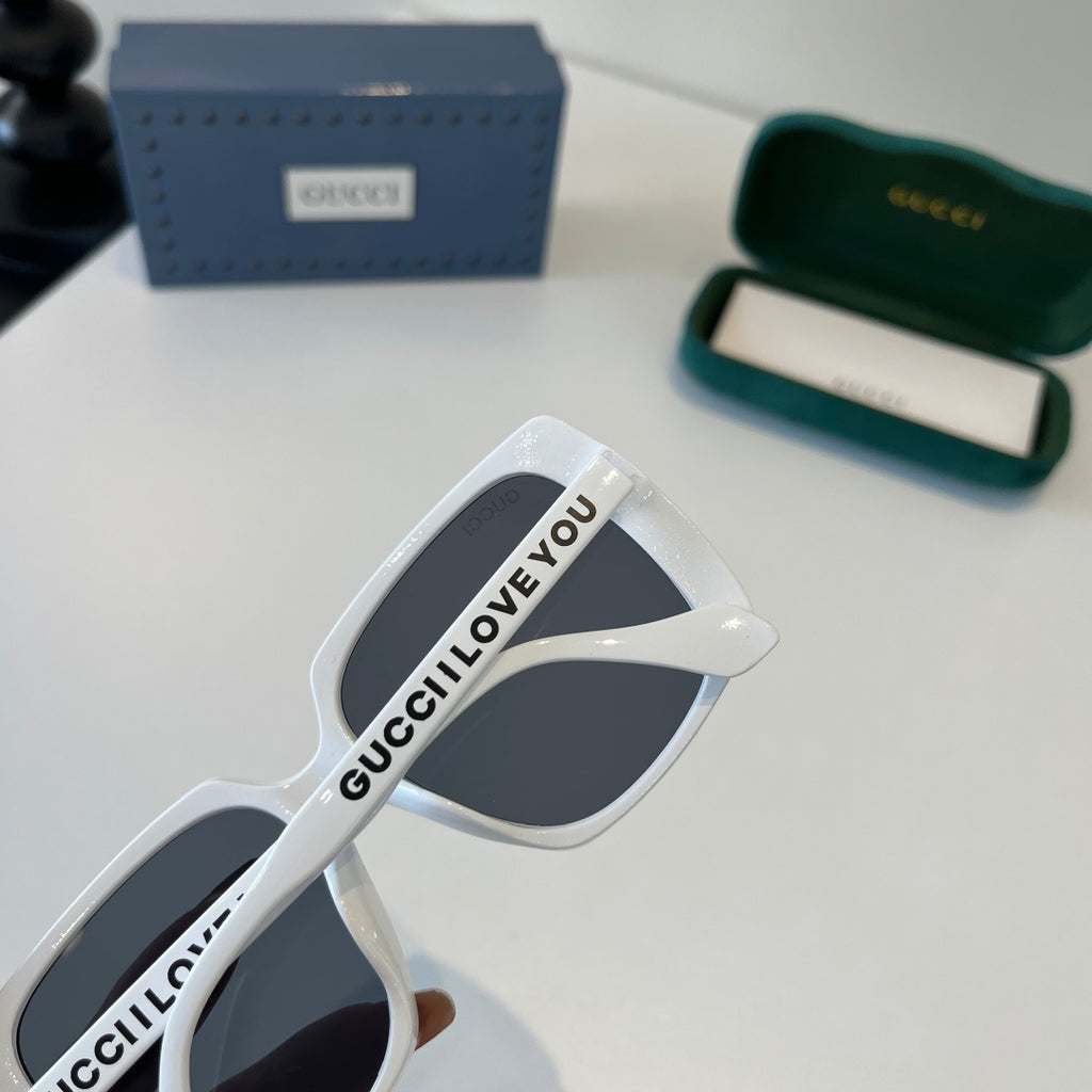 Gucci Oversized Silver Lens Sunglasses for Men & Women - 371507 - detail image 6