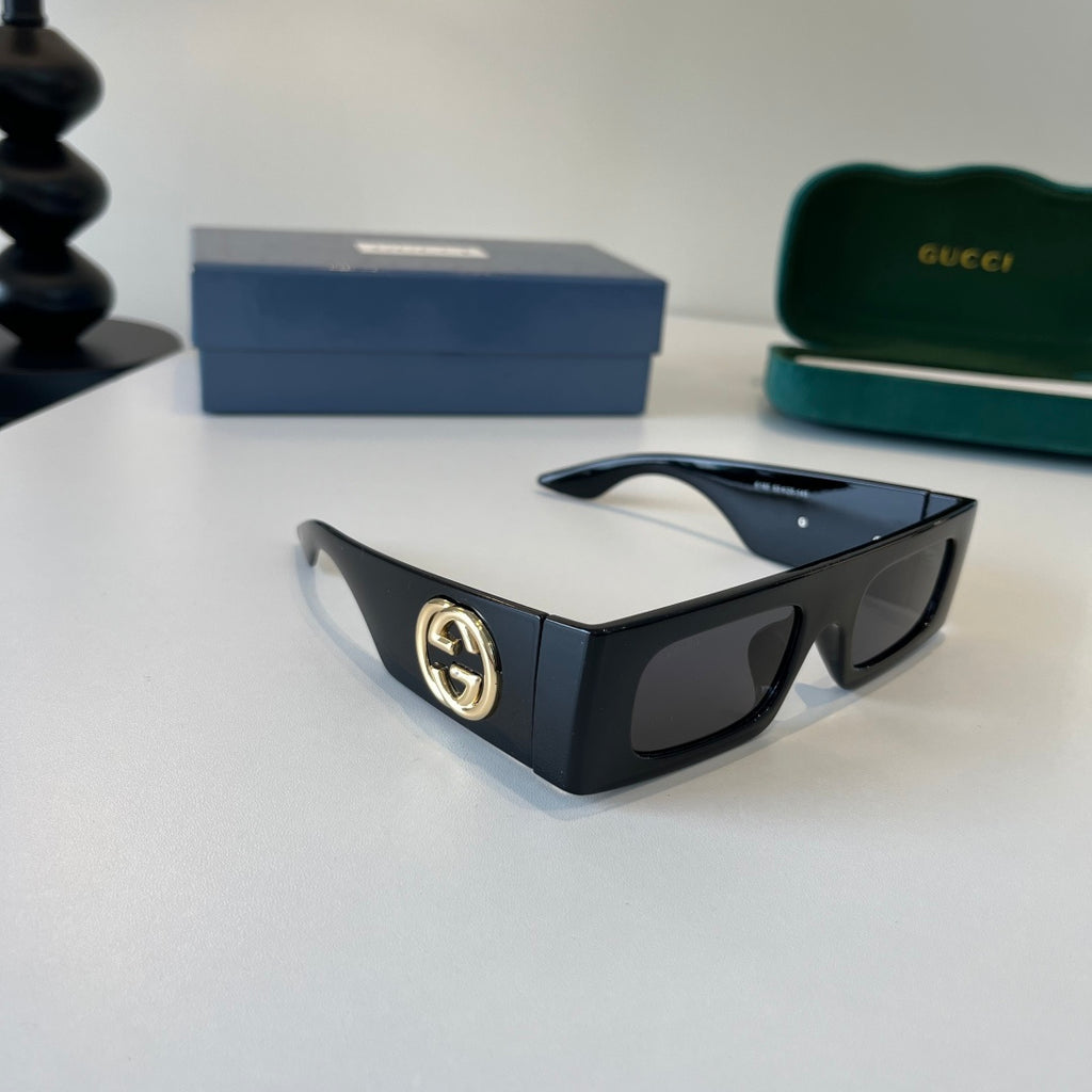 Gucci Oversized Silver Lens Sunglasses for Men & Women - 371485