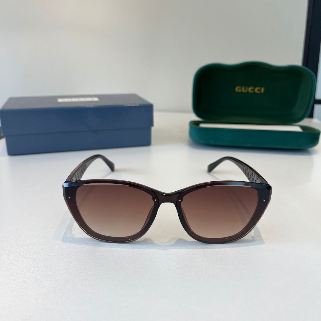 Gucci Oversized Red Lens Sunglasses for Women - 371498 - detail image 2