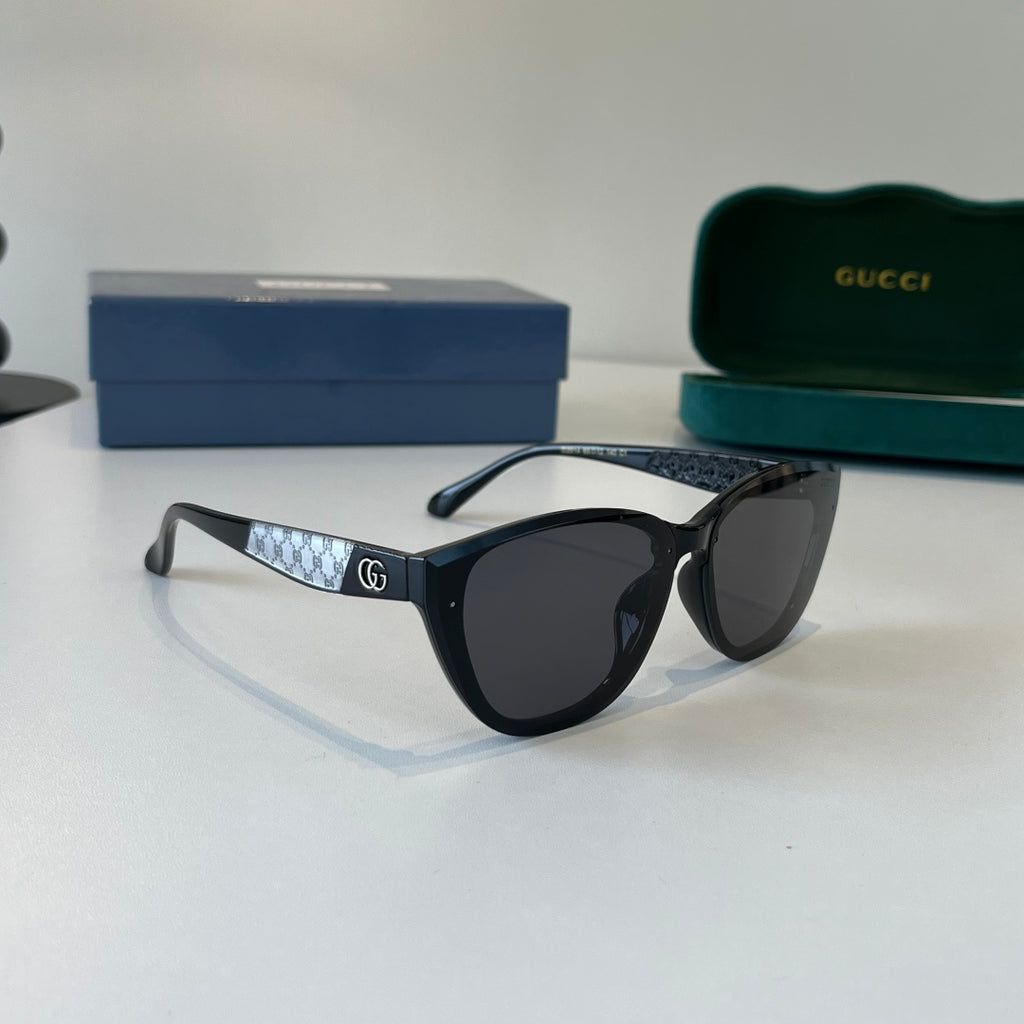 Gucci Oversized Silver Lens Sunglasses for Women - 371499