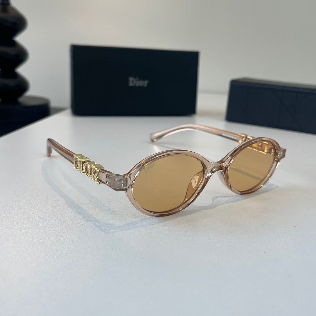 Dior Fashion Gold Lens Sunglasses for Men & Women - 465303