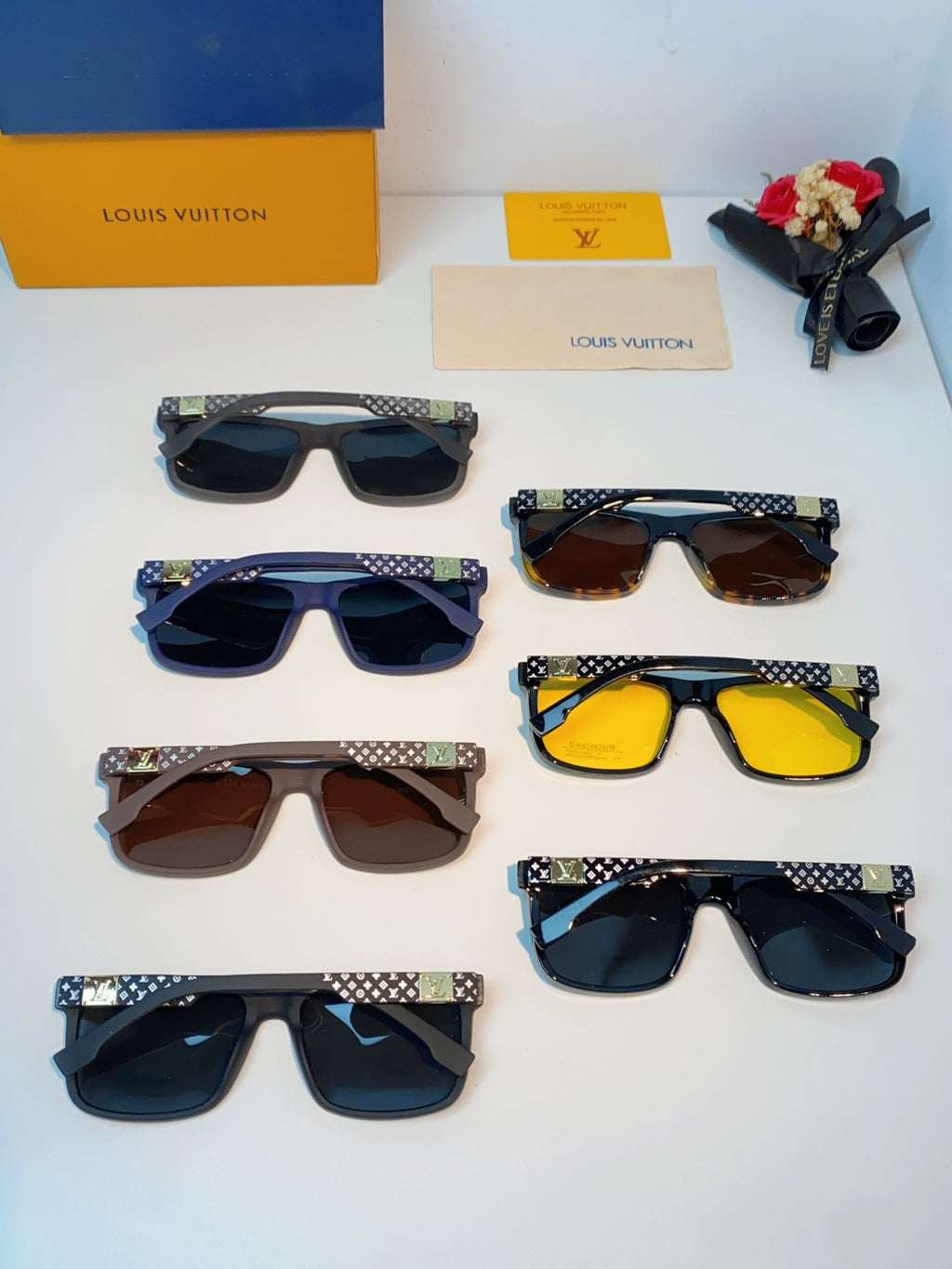 Louis Vuitton Metal Fashion Gray Lens Sunglasses for Men & Women - 158099 - detail image 11