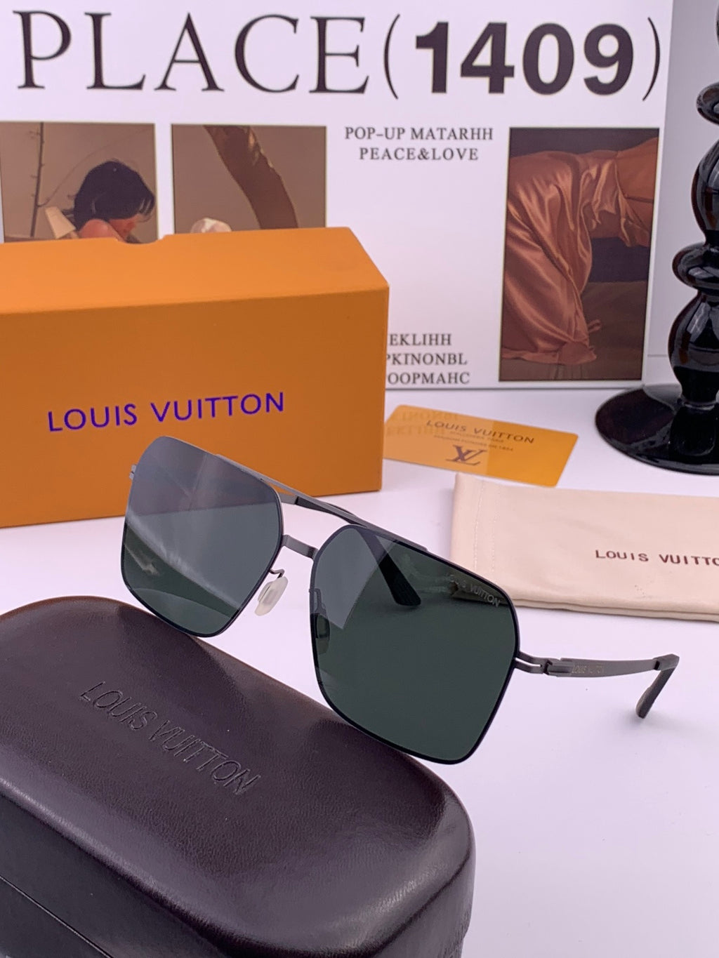 Louis Vuitton L3514 Fashion Black Lens Sunglasses for Men & Women - detail image 4