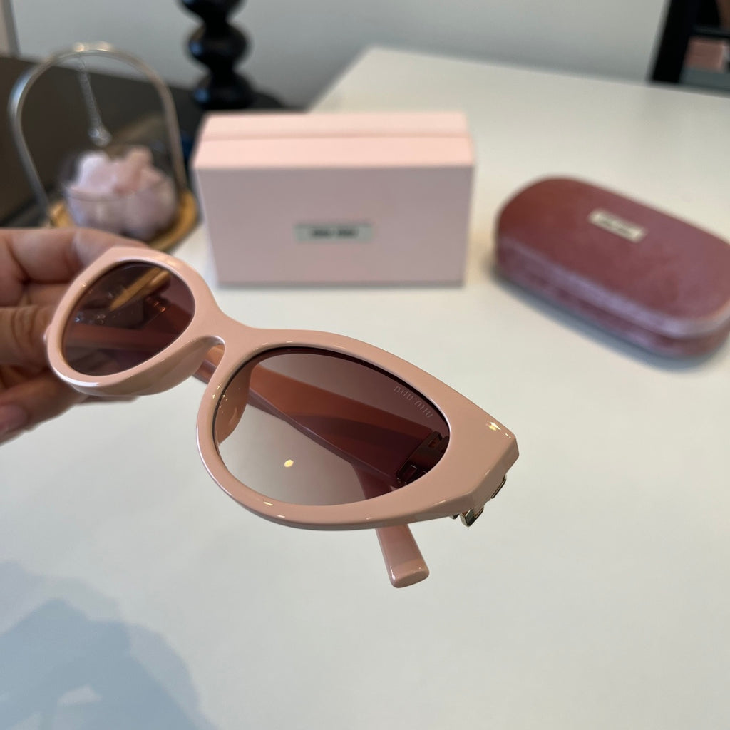 Miu Miu Cat-Eye Brown Lens Sunglasses for Men & Women - 158602 - detail image 7
