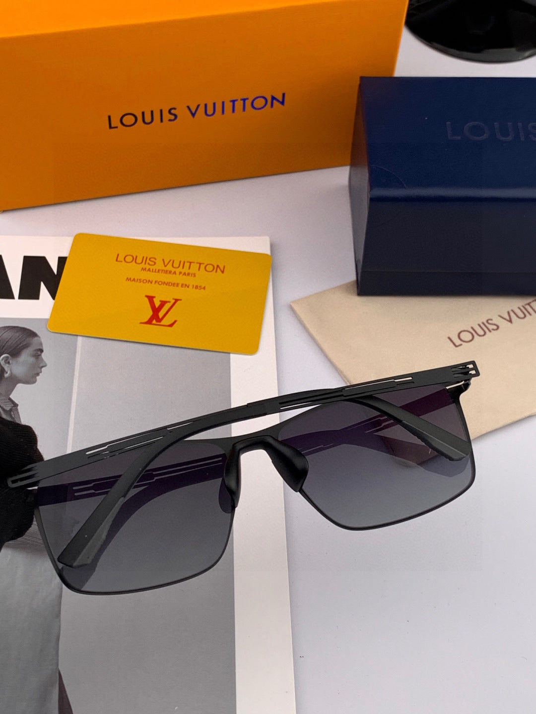 Louis Vuitton L169 Fashion Brown Lens Sunglasses for Men & Women - detail image 4