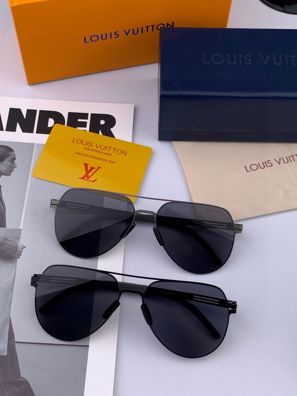 Louis Vuitton L186 Fashion Gold Lens Sunglasses for Men & Women - detail image 7
