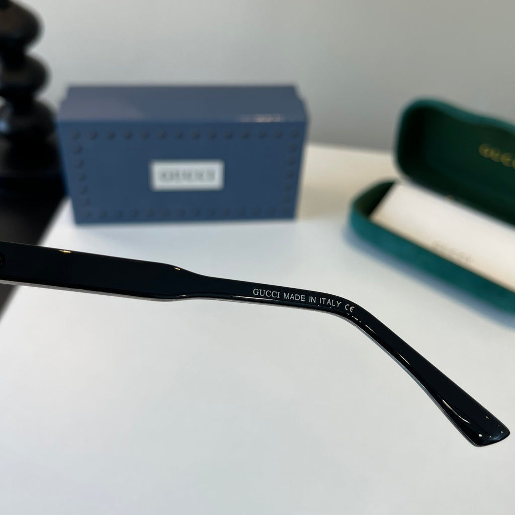 Gucci Fashion Red Lens Sunglasses for Men & Women - 414989 - detail image 10