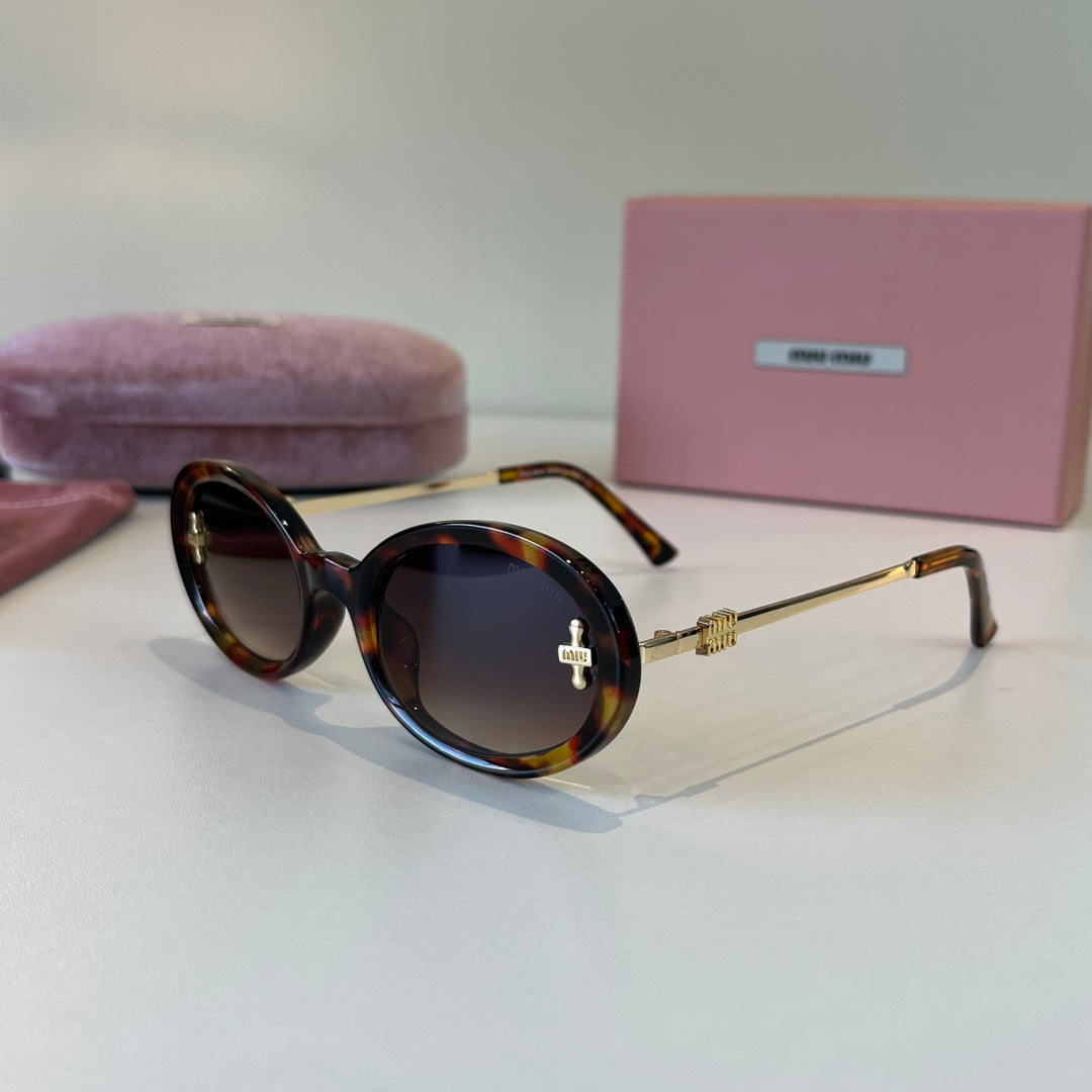Miu Miu Fashion Silver Lens Sunglasses for Men & Women - 372417 - detail image 3