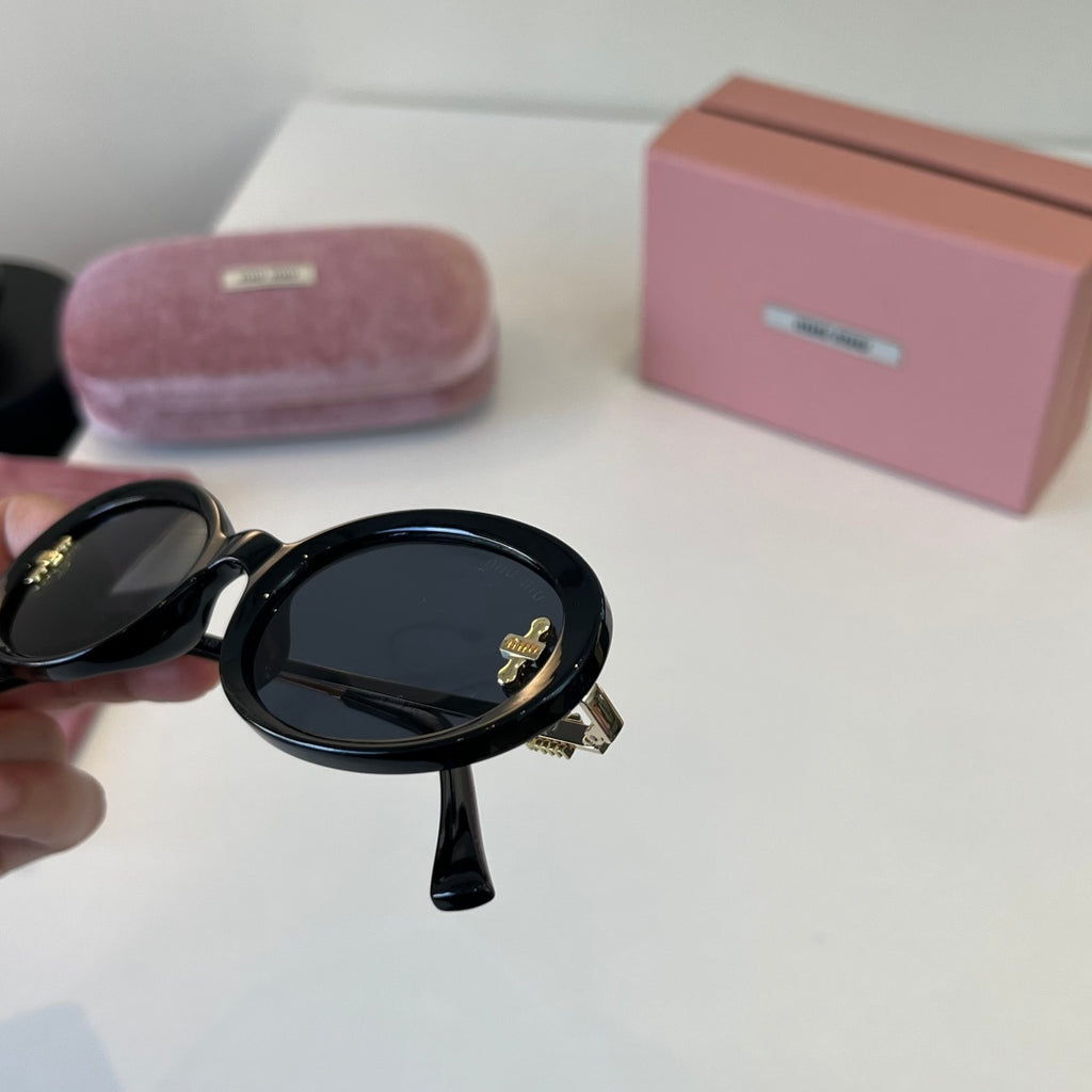 Miu Miu Fashion Silver Lens Sunglasses for Men & Women - 487600 - detail image 6